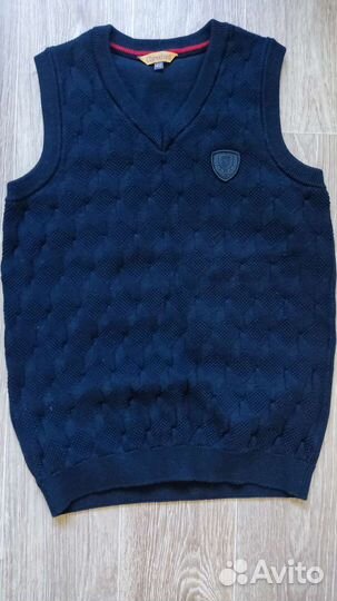 Жилетка на мальчика школьная 140