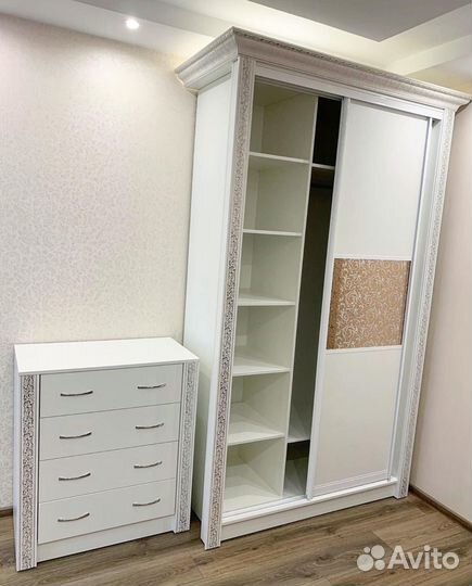 Шкафы купе на заказ. Нестандартные решения