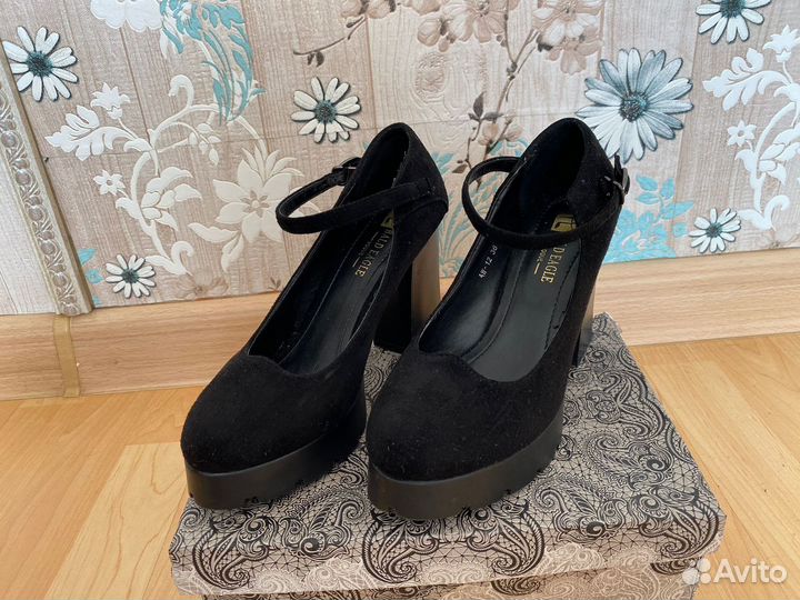 Туфли замшевые