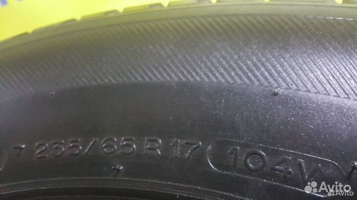 Michelin Latitude Tour HP 255/65 R17