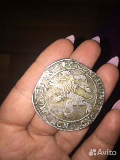 Монета талер 1667