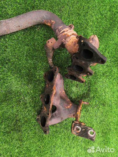 Коллектор выпускной Mitsubishi Galant 8 2.5 6а13