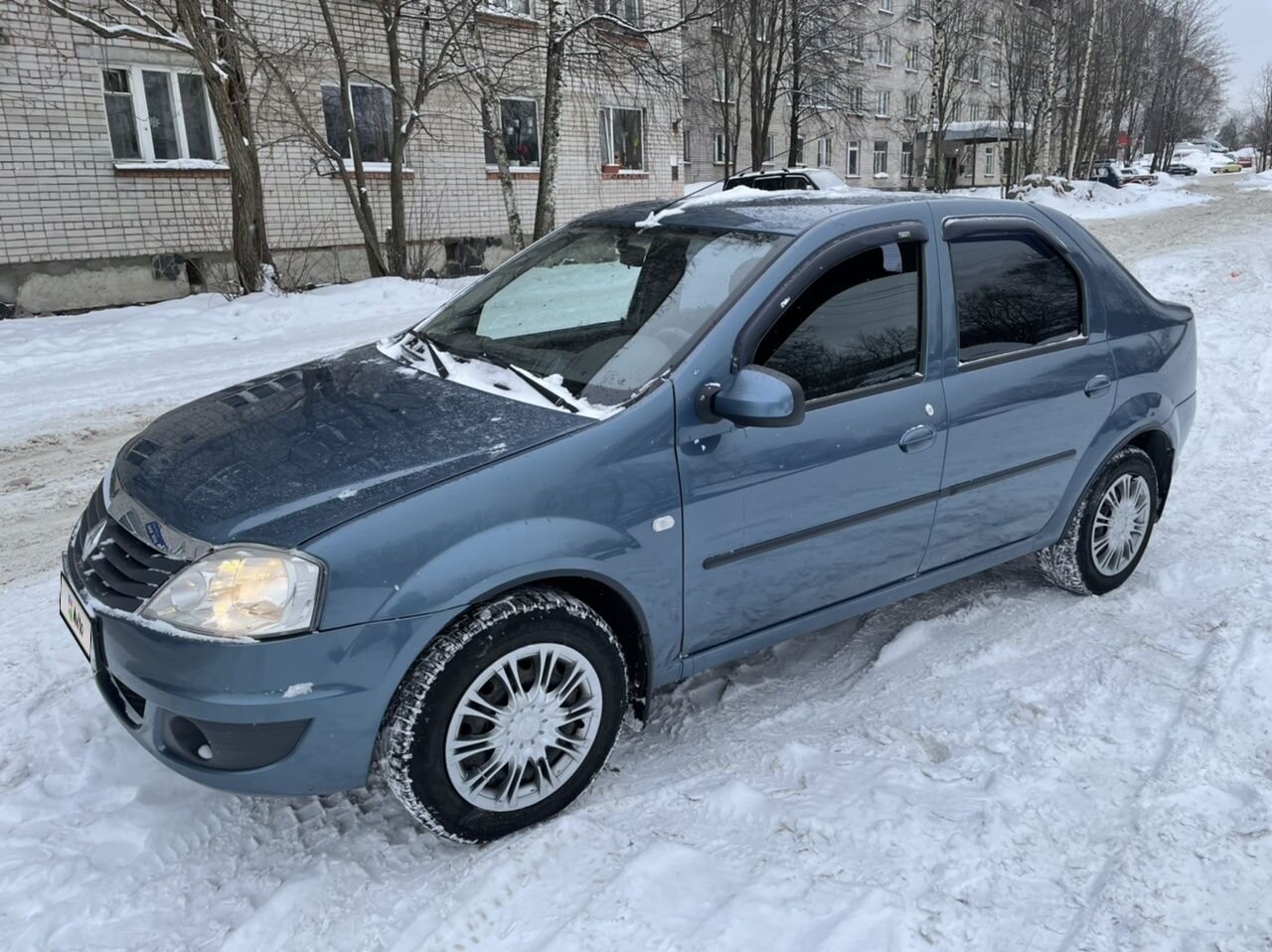 Renault Logan: фото владельца