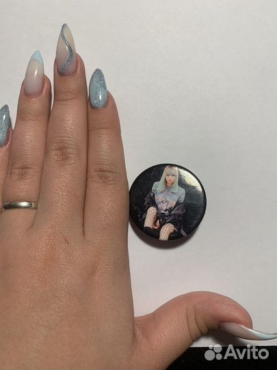 Значек BlackPink (Lisa)