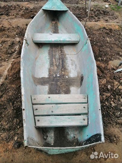 Весельная лодка