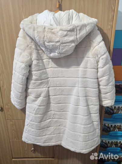 Шуба из эко меха с капюшоном