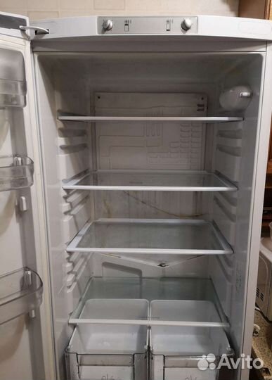 Бронь Холодильник hotpoint ariston бу
