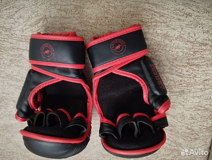 Боксерские перчатки детские