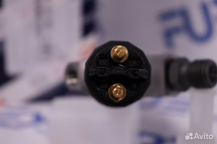 Форсунка топливная 0445120357