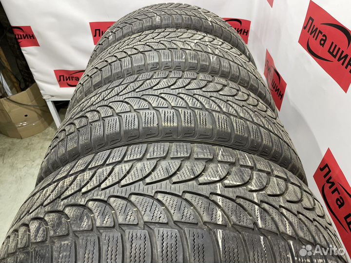 Bridgestone Blizzak LM-80 Evo 235/60 R18