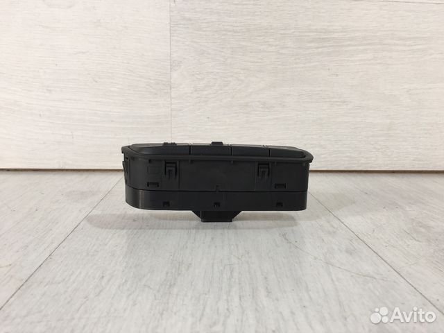 Блок кнопок KIA RIO 4 1.4 ат седан