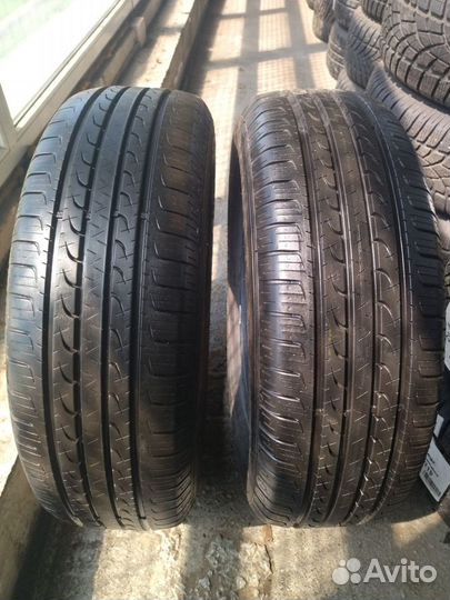 Goodyear Efficientgrip SUV 4x4 215/65 R16 98H