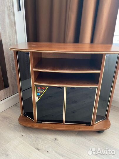 Тумба под телевизор