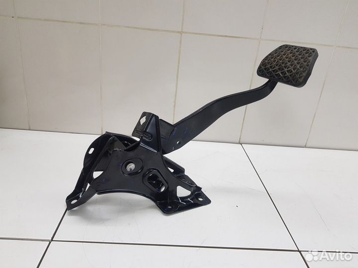 Педаль тормоза (Chery Tiggo 7 Pro)