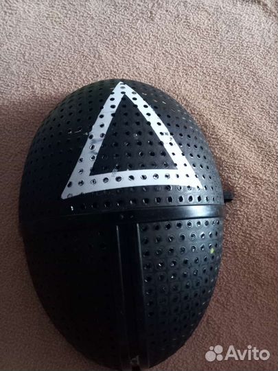 Маска из игры в кальмара