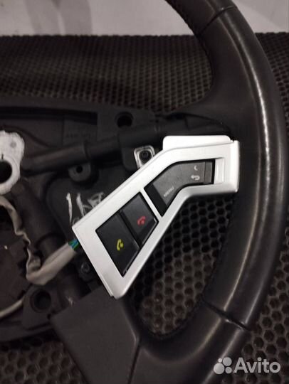 Руль Renault T 7423280501