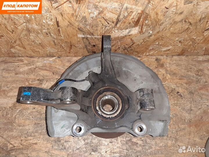 Кулак передний правый Mitsubishi Lancer 10