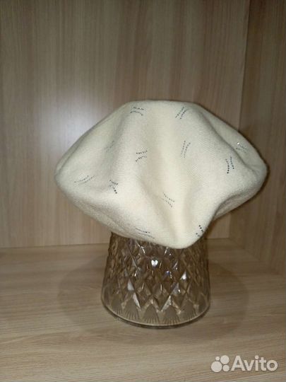Берет женский