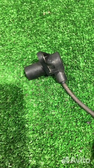 Датчик коленвала Volkswagen Phaeton 3D1 2004