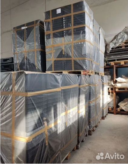 Ящик пластиковый новый