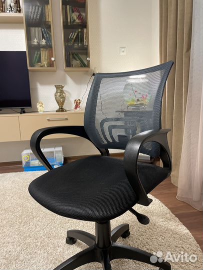 Компьютерное кресло