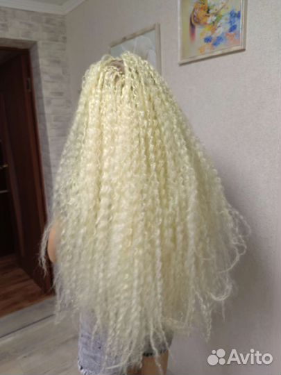 Плетение кос с канекалоном