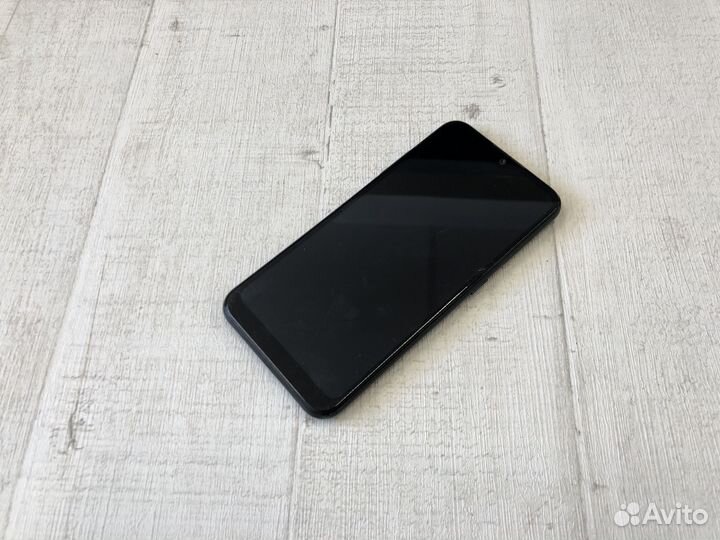 Samsung Galaxy A01 2/16 гб LTE
