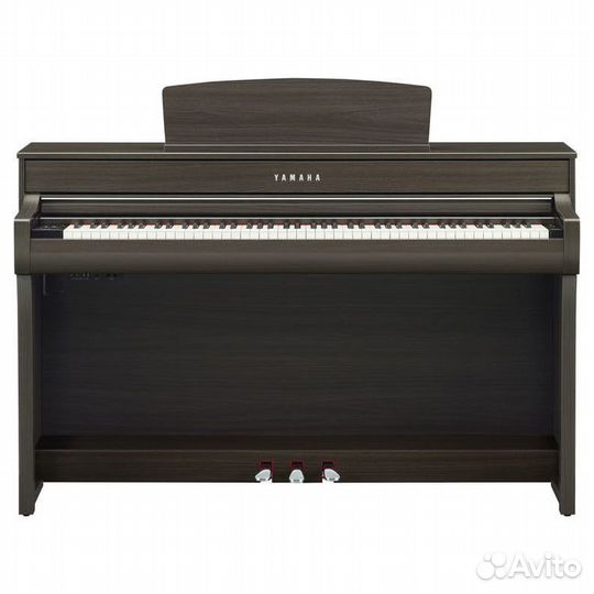 Цифровое пианино Yamaha + Аксессуары