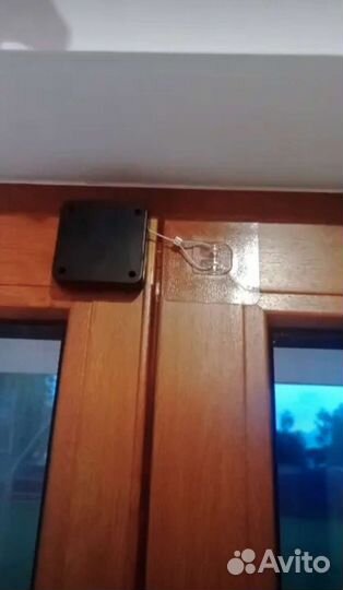 Автоматический доводчик дверей