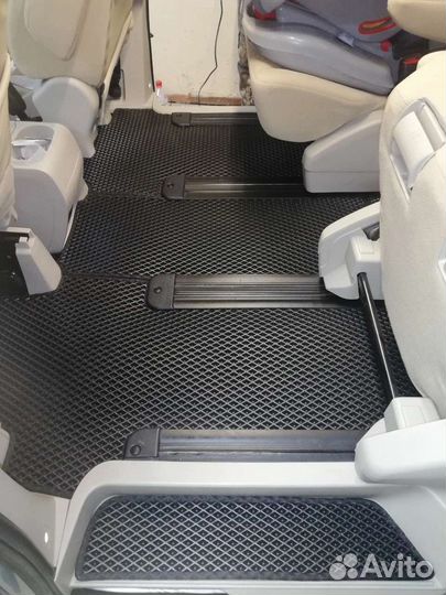 Коврики из эва EVA на Mitsubishi Delica D5