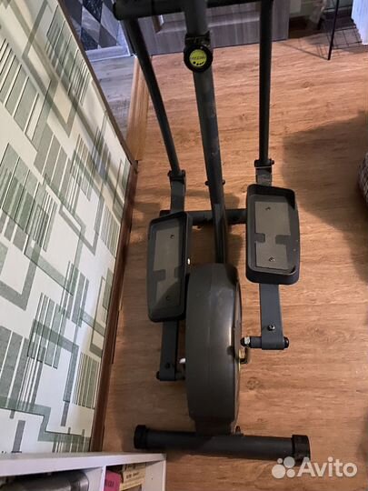 Эллиптический тренажер torneo