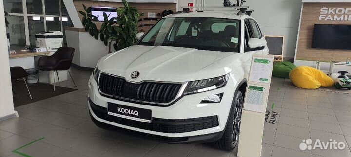Skoda Karoq 1.6 AT, 2022