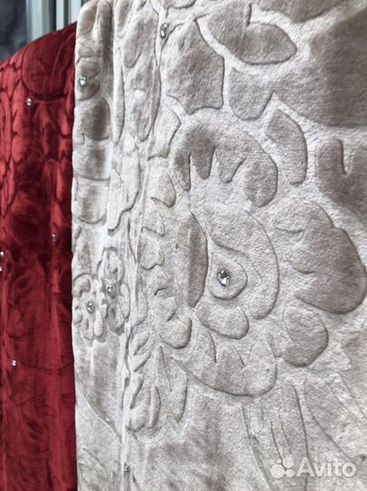 Плед с камнями