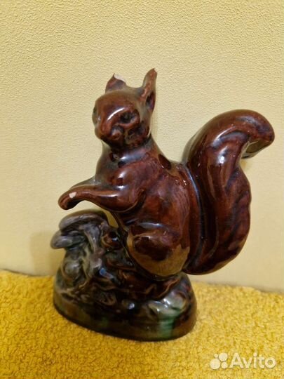 Статуэтки сссрвинтаж Птичница, Белочка,Дельфины