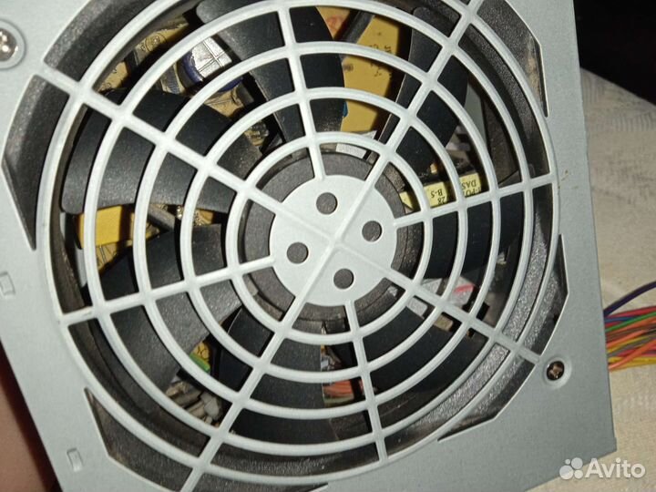 Блок питания fsp на 300ват
