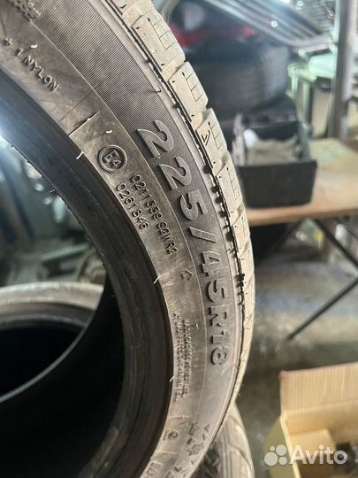 Tracmax X-Privilo S330 225/45 R18 и 255/40 R18 99V