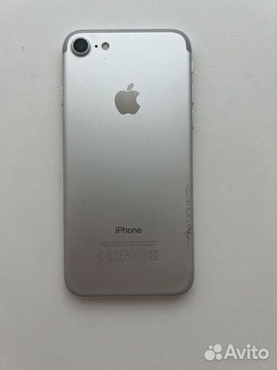 iPhone 7, 32 ГБ