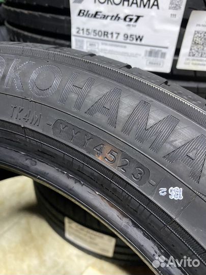 Yokohama BluEarth-GT AE-51 215/50 R17 95W