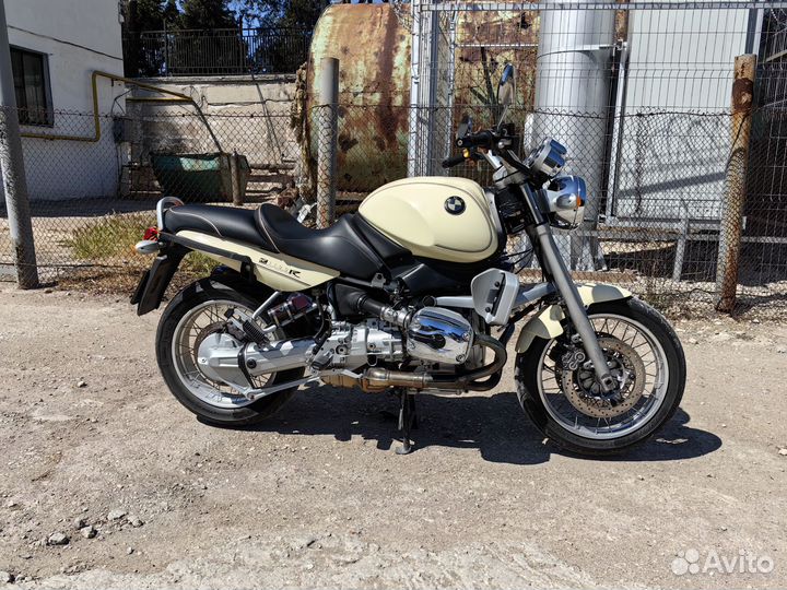 BMW R1100R