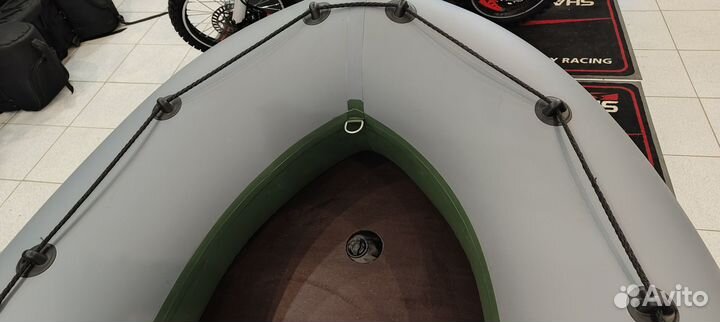 Лодка пвх Тритон 335 Plus Б/У серый/зеленый