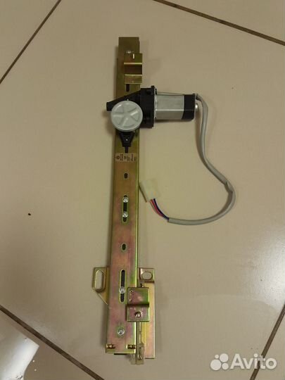 Стеклоподъёмник передний правый ваз 2109/2114