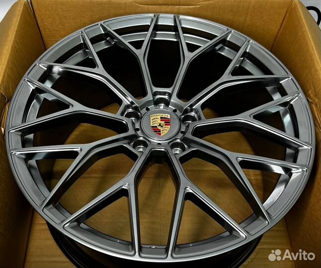 Кованые диски Porsche Cayenne 3 Cayenne Coupe R22