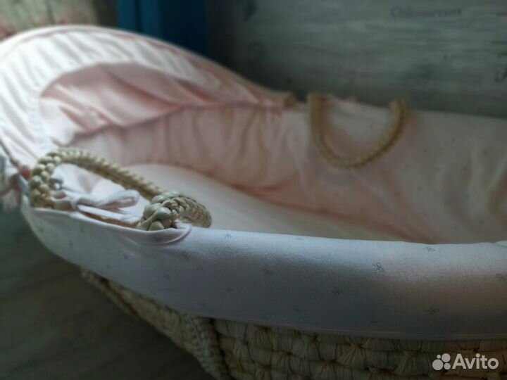 Плетеная корзина люлька