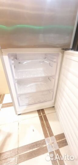 Холодильник на запчасти