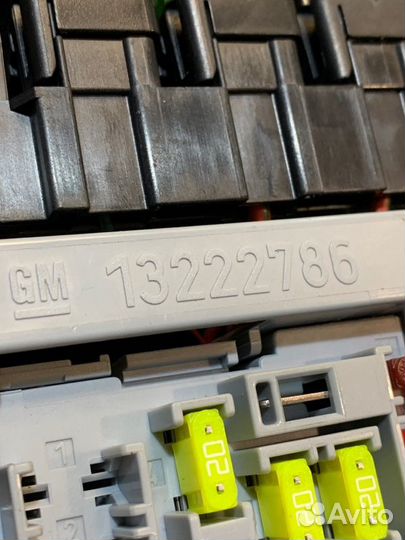 Блок предохранителей Chevrolet Cruze седан F16D4