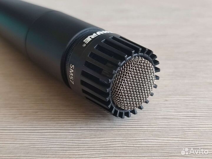 Микрофон Shure SM57-LC новый в коробке