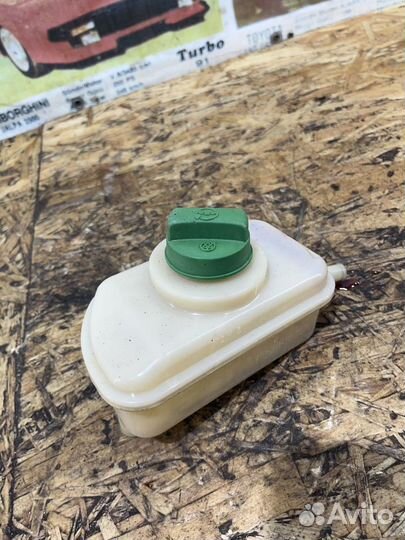 Бачок гур Чери Тигго T11