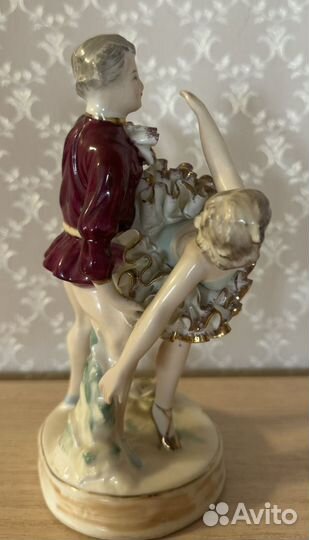 Статуэтка кружевной фарфор Германия