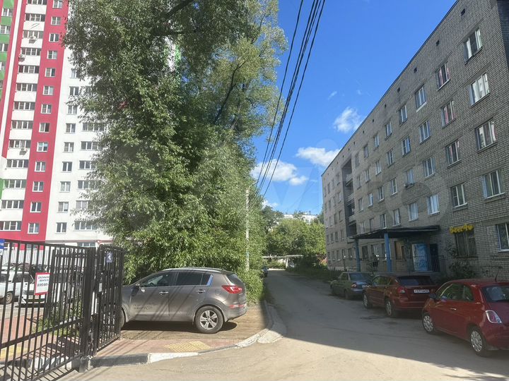 Комната 19 м² в 4-к., 4/5 эт.