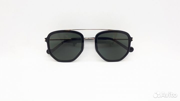 Солнцезащитные очки в ассортименте